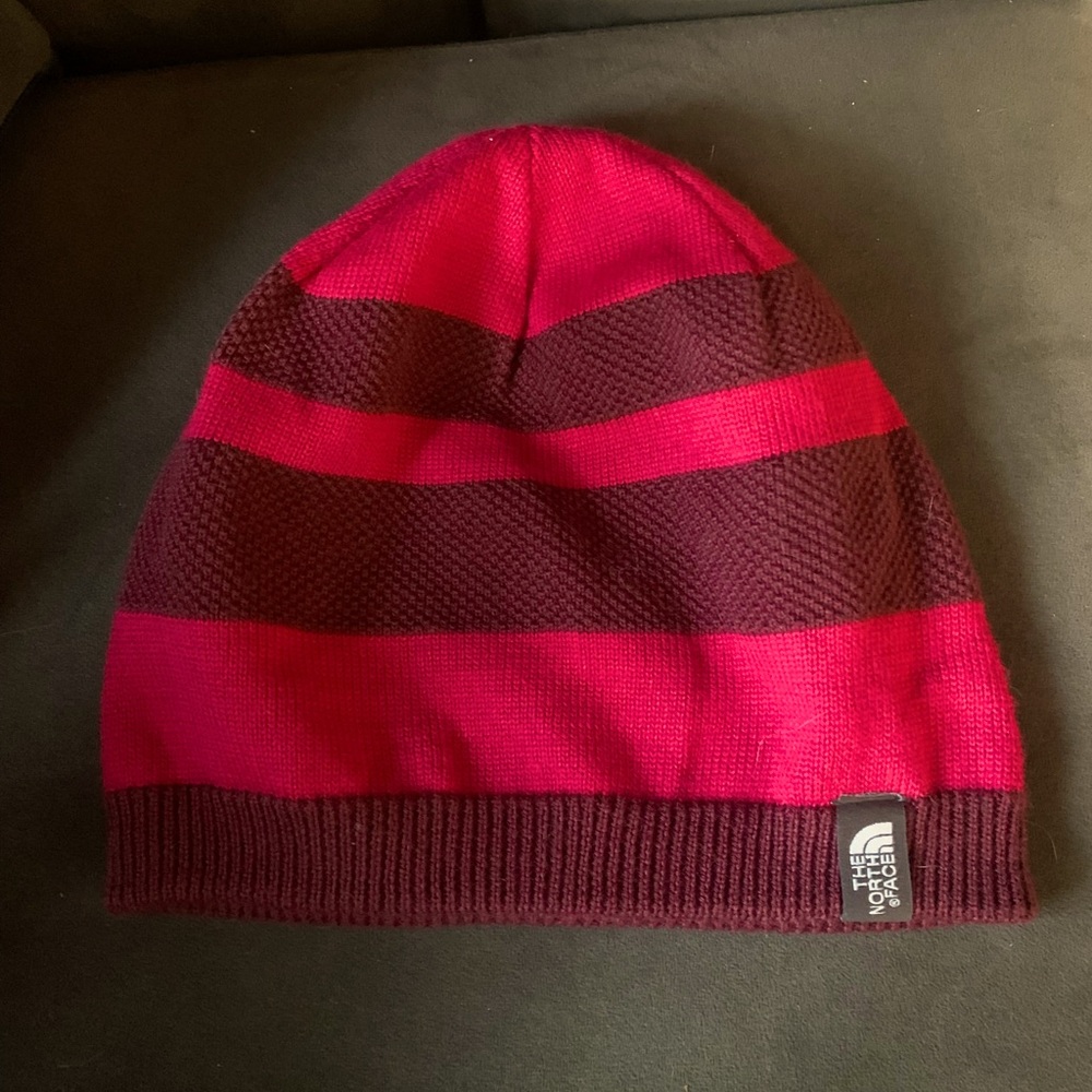 NEW North Face Touque / Winter Hat - women’s pink stripe